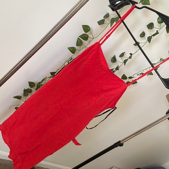 Dress - Picture 1 of 2